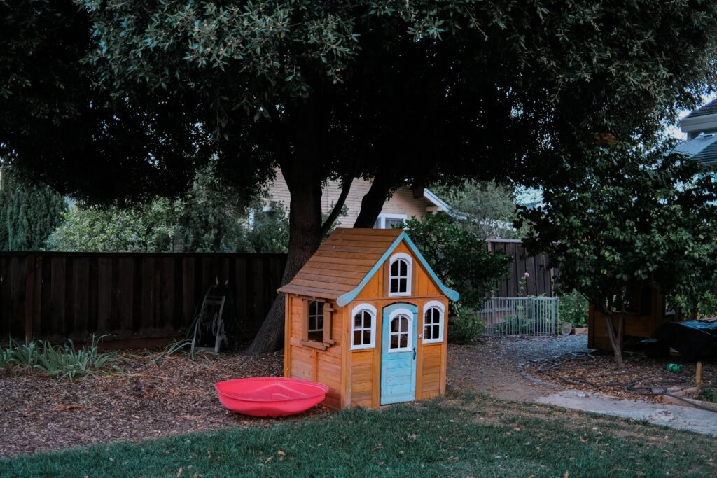 Outdoor dog houses