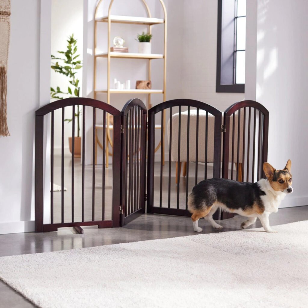 Frisco Arch 4-Panel Solid Wood Dog Gate
