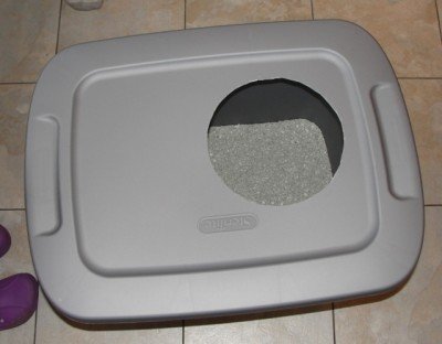Mess-free DIY cat litter box