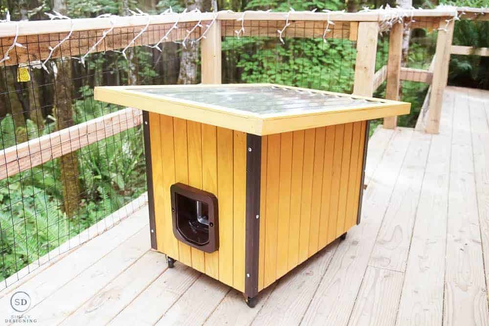 Smart Entry Outdoor Cat House